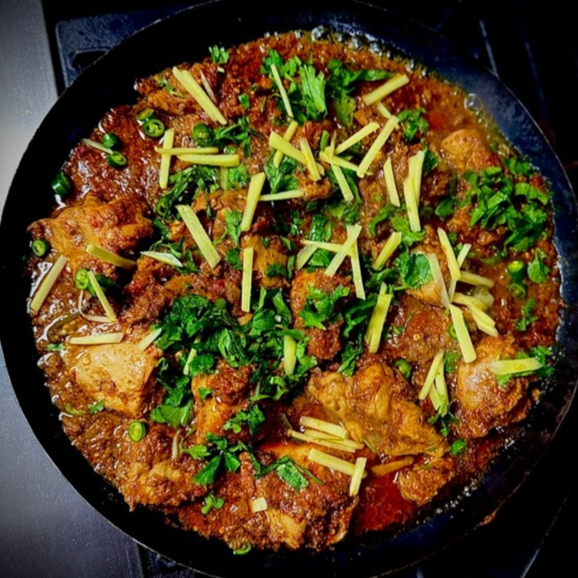 Chicken Karahi Plate.